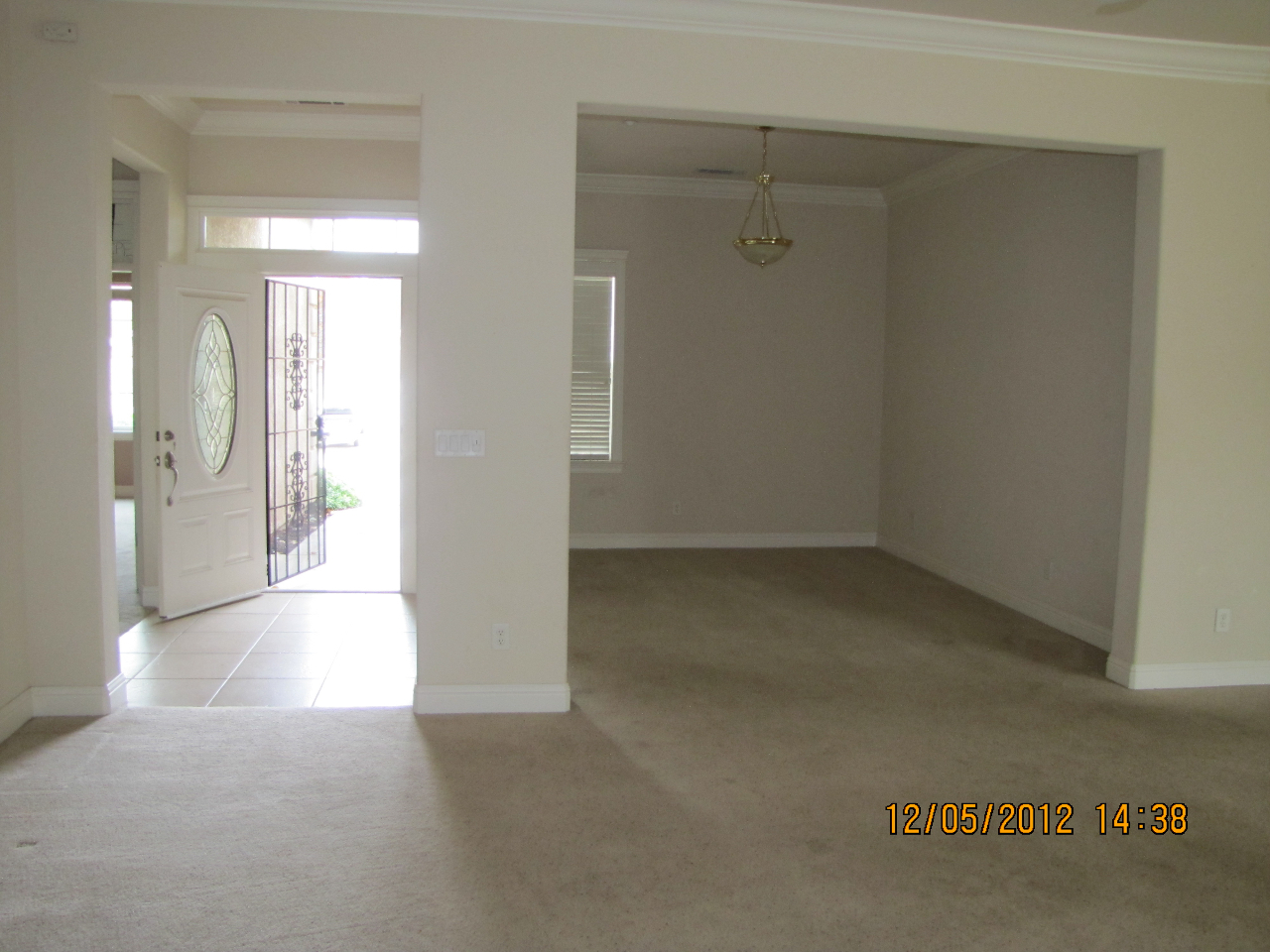 1965 Tarmac Road Redding, CA 96003 - Photo 2 of 7 dining room