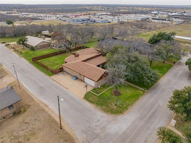 $249,500 | 2601 Sha Lane, Breckenridge, TX 76424