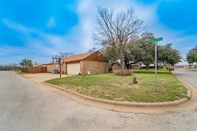 $249,500 | 2601 Sha Lane, Breckenridge, TX 76424