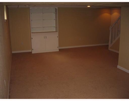 394 Richard Road Wexford, PA 15090 - Photo 8 of 8 Den/Family/Great Room.