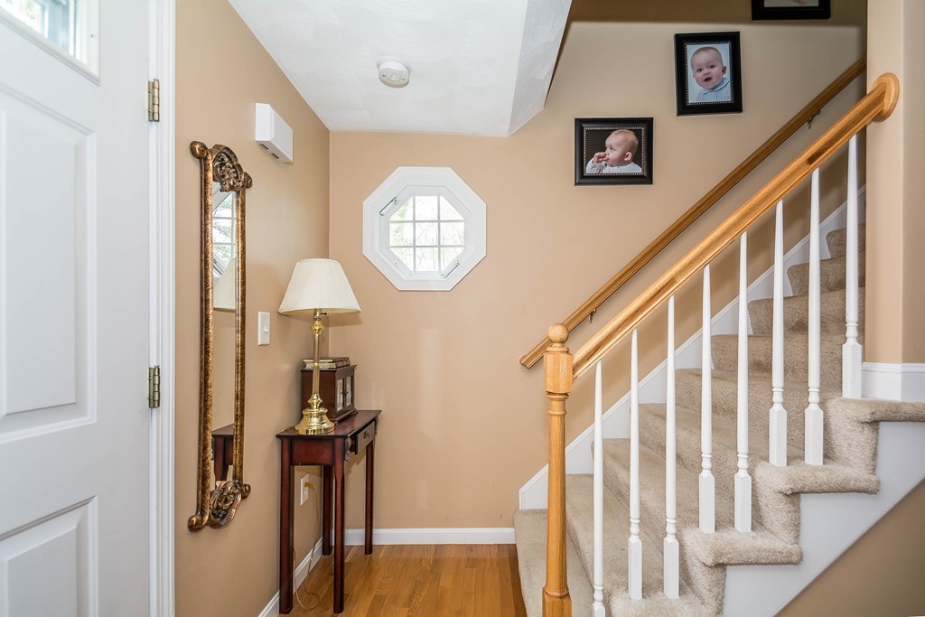 24 Pines Road Billerica, MA 01821 - Photo 4 of 30 Gallery Image 4