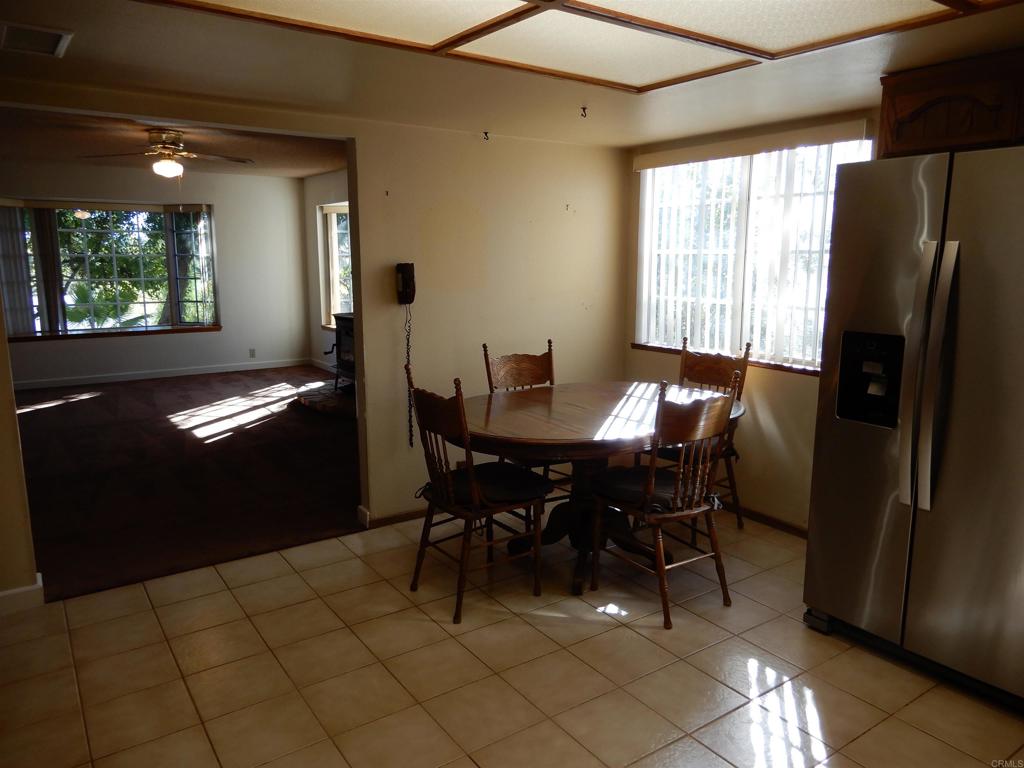 24368 Del Amo Road Ramona, CA 92065 - Photo 5 of 30