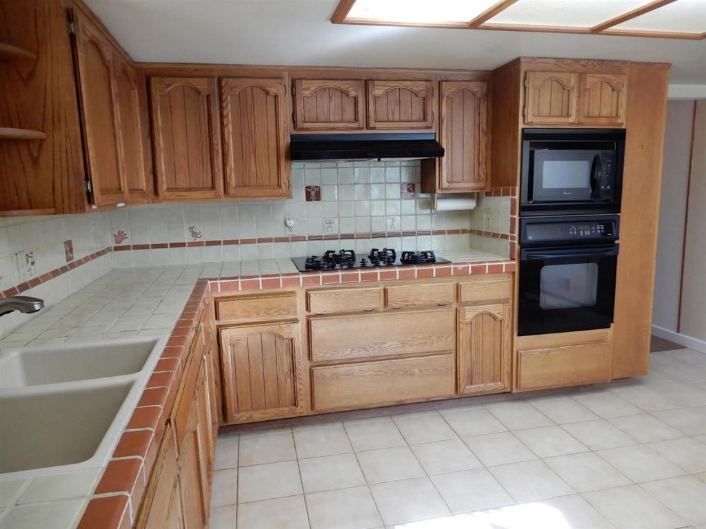 24368 Del Amo Road Ramona, CA 92065 - Photo 9 of 30