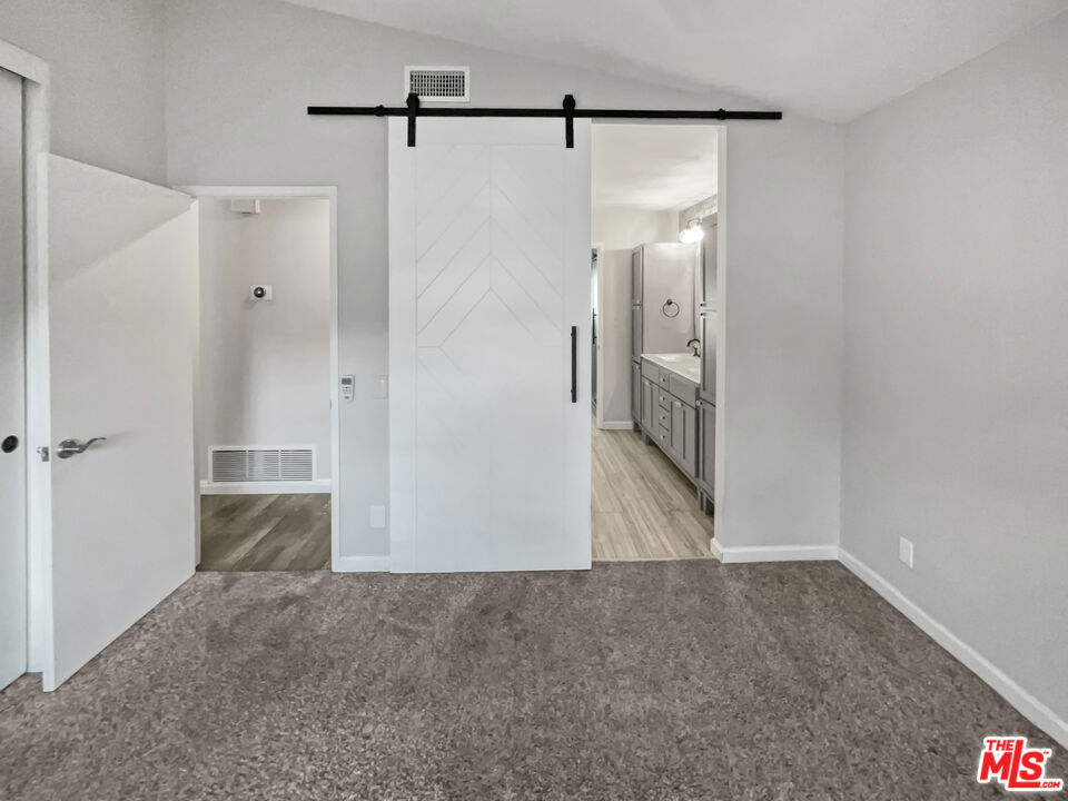 22421 Rippling Lake Forest, CA 92630 - Photo 17 of 23