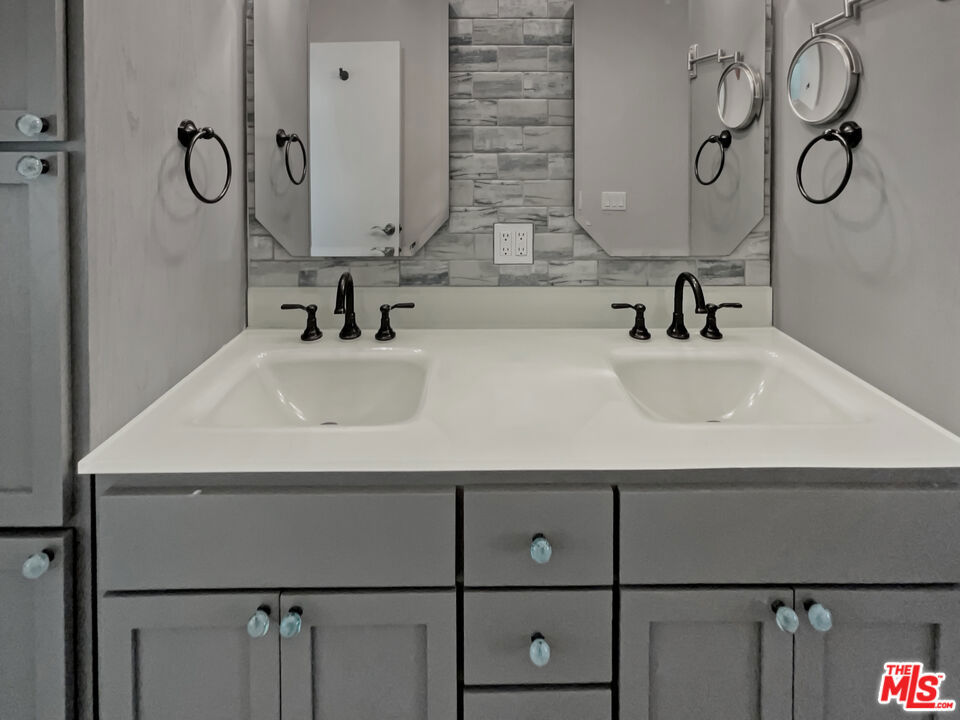 22421 Rippling Lake Forest, CA 92630 - Photo 18 of 23