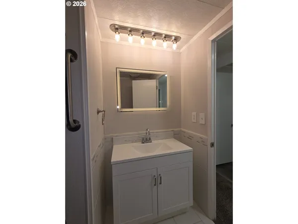 $79,000 | 19776 Southeast Stark Street, Unit 147, Portland, OR 97233