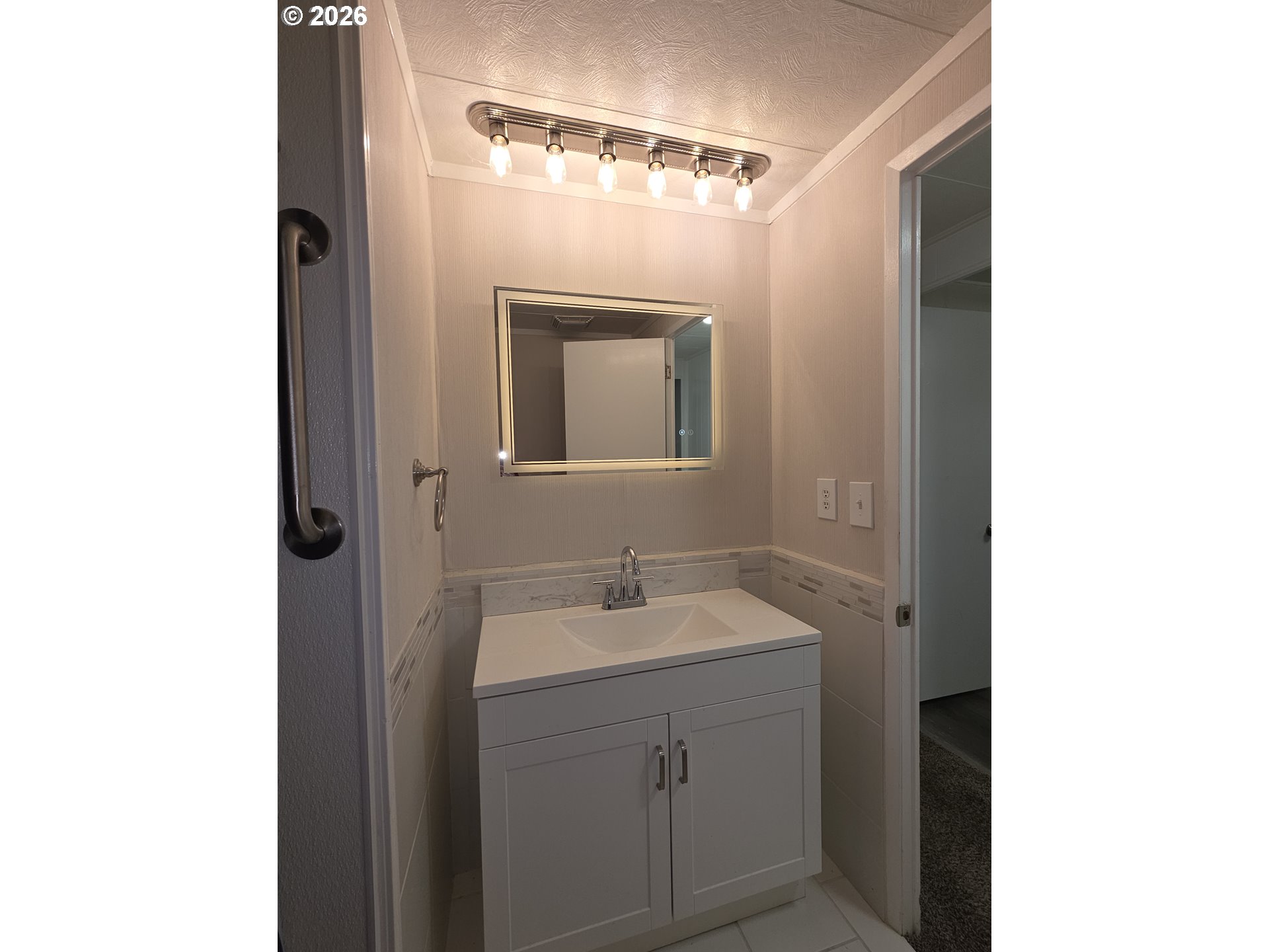 19776 Southeast Stark Street, Unit 147 Portland, OR 97233 - Photo 31 of 41