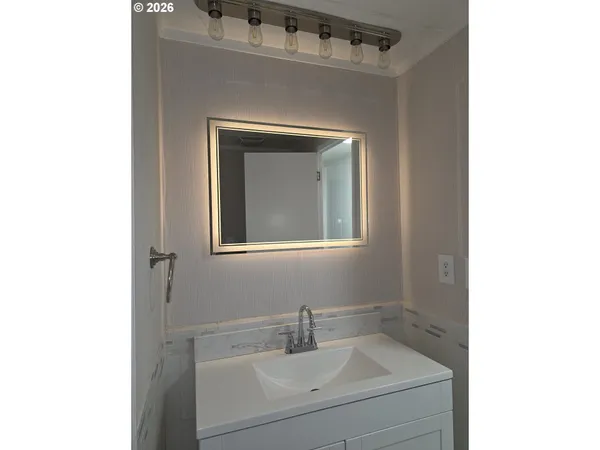 $79,000 | 19776 Southeast Stark Street, Unit 147, Portland, OR 97233