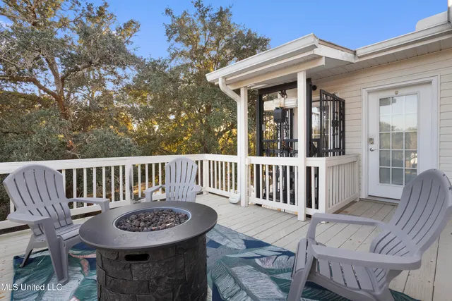 $449,000 | 10053 Kingston Road, Bay St. Louis, MS 39520