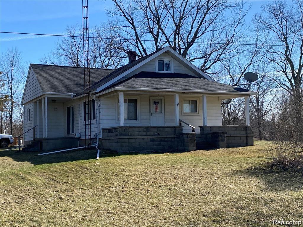4061 Genesee Road Lapeer, MI 48446 - Photo 1 of 14