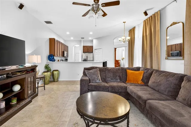 $430,000 | 1923 Rutherford Drive, Dover, FL 33527