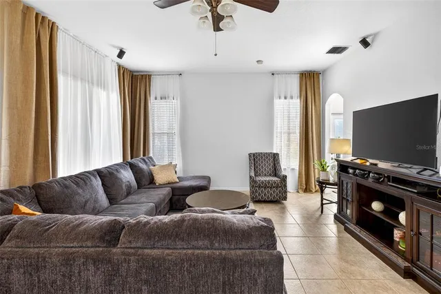 $430,000 | 1923 Rutherford Drive, Dover, FL 33527