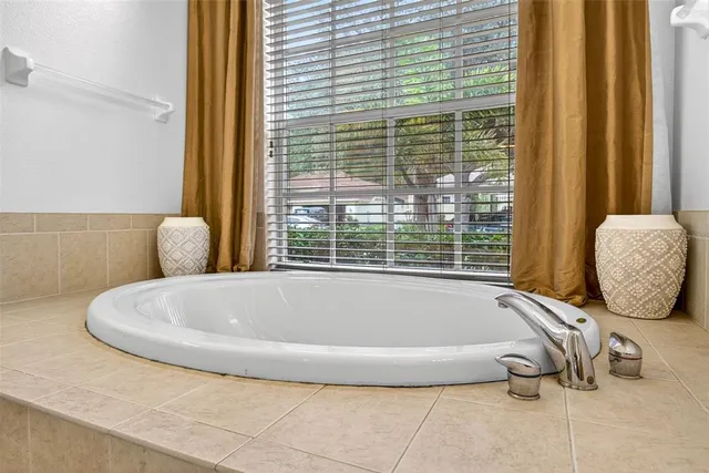 $430,000 | 1923 Rutherford Drive, Dover, FL 33527