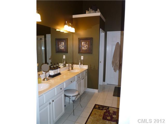 727 Portpatrick Place Fort Mill, SC 29708 - Photo 12 of 16