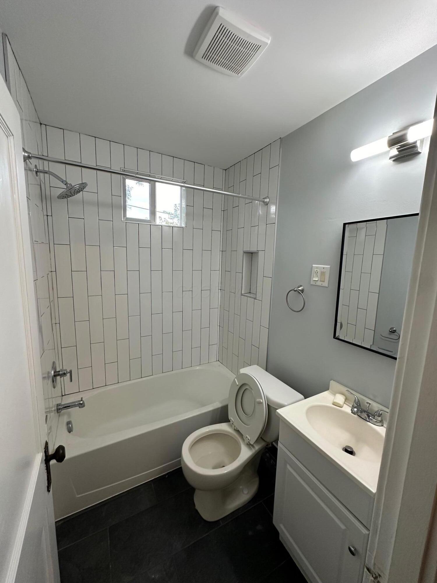 99-101 Tibet Road, Unit 2 Columbus, OH 43202 - Photo 11 of 15 IMG_2273 (1)