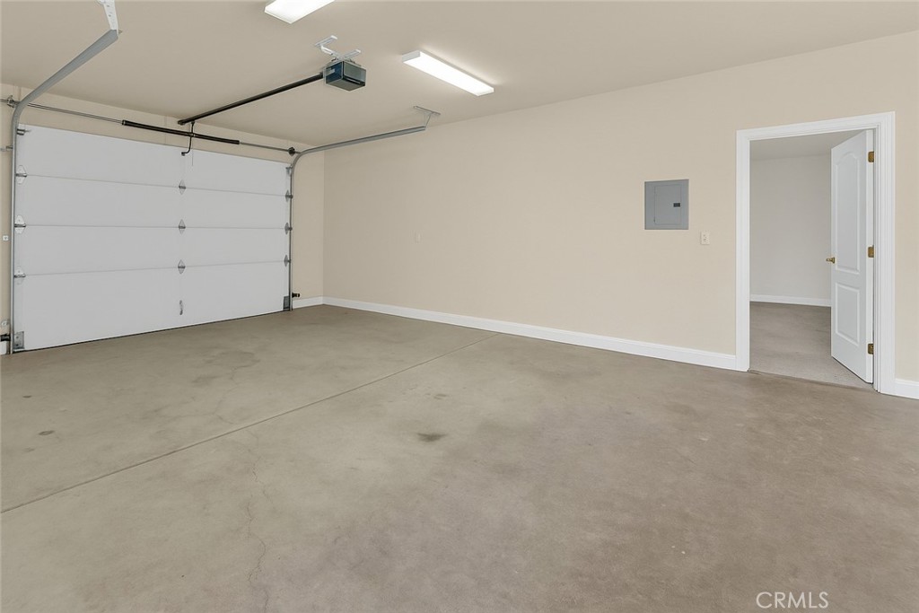 117 Frontier Way Templeton, CA 93465 - Photo 42 of 57 3-gar garage