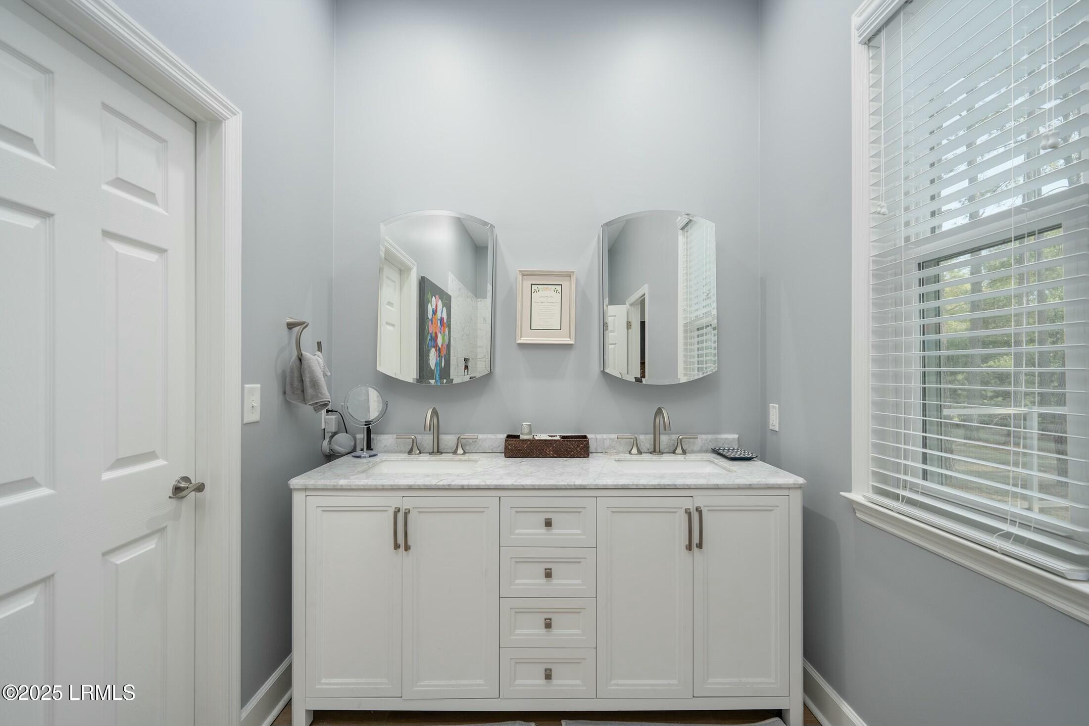 277 Pleasant Point Drive Beaufort, SC 29907 - Photo 21 of 46 Primary Bathroom