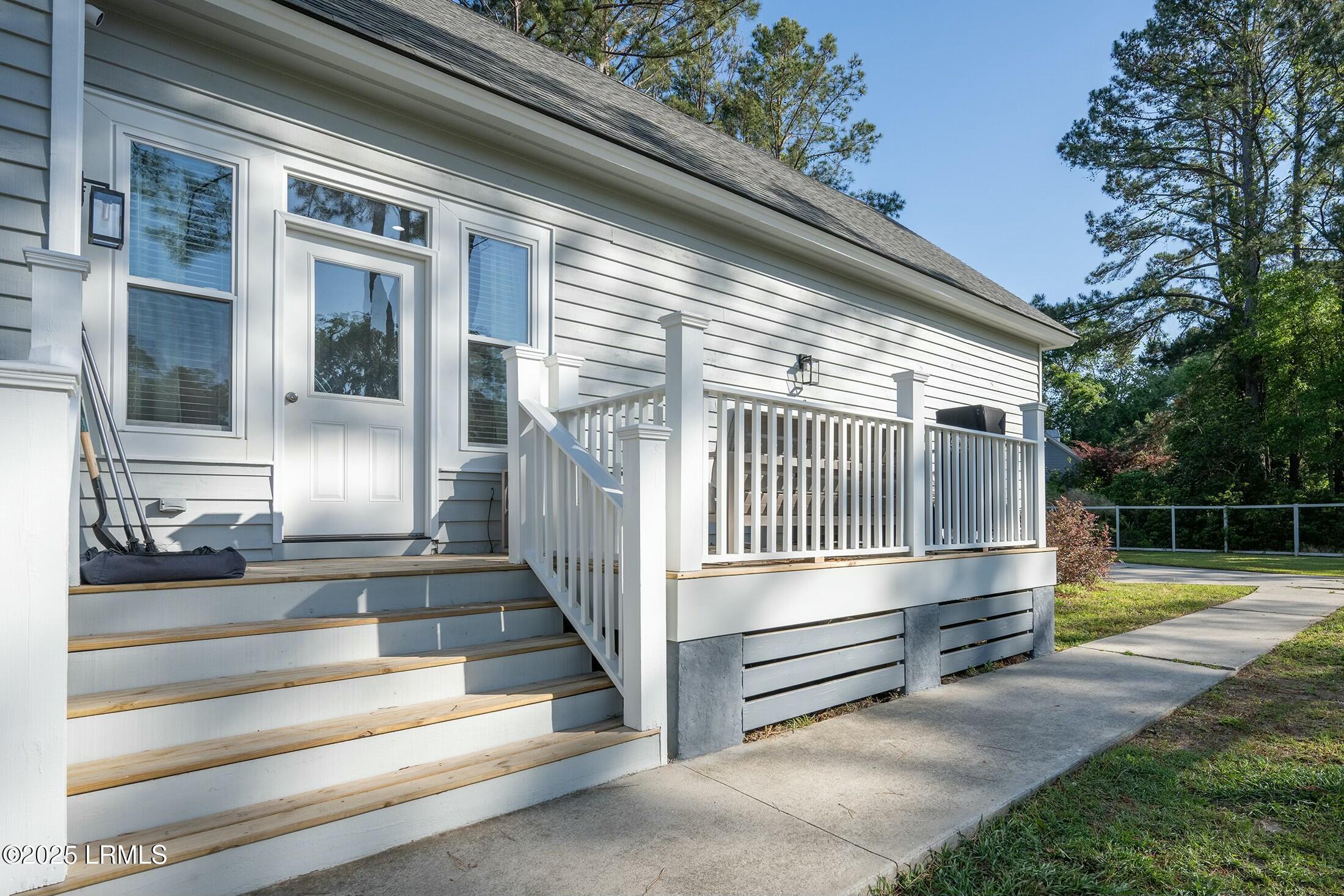 277 Pleasant Point Drive Beaufort, SC 29907 - Photo 32 of 46 New Expanded Deck