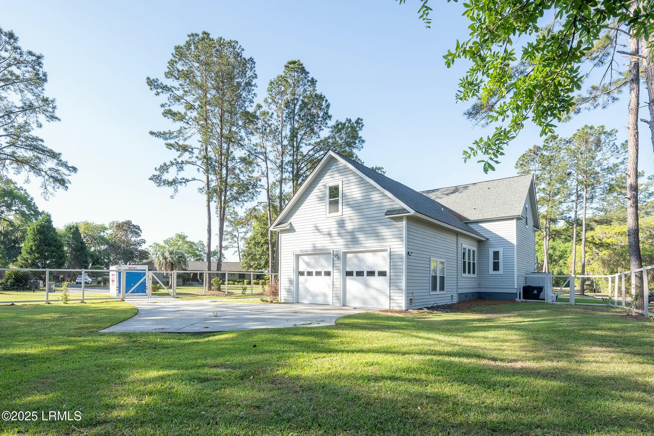 277 Pleasant Point Drive Beaufort, SC 29907 - Photo 34 of 46 2 Car Garage