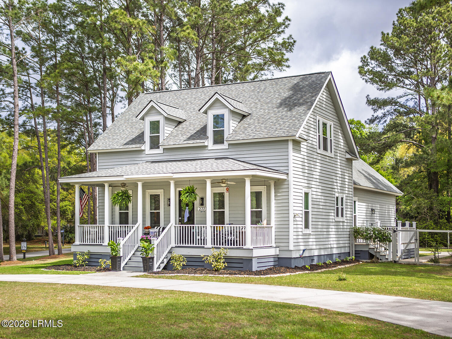 277 Pleasant Point Drive Beaufort, SC 29907 - Photo 4 of 46 _MG_7281