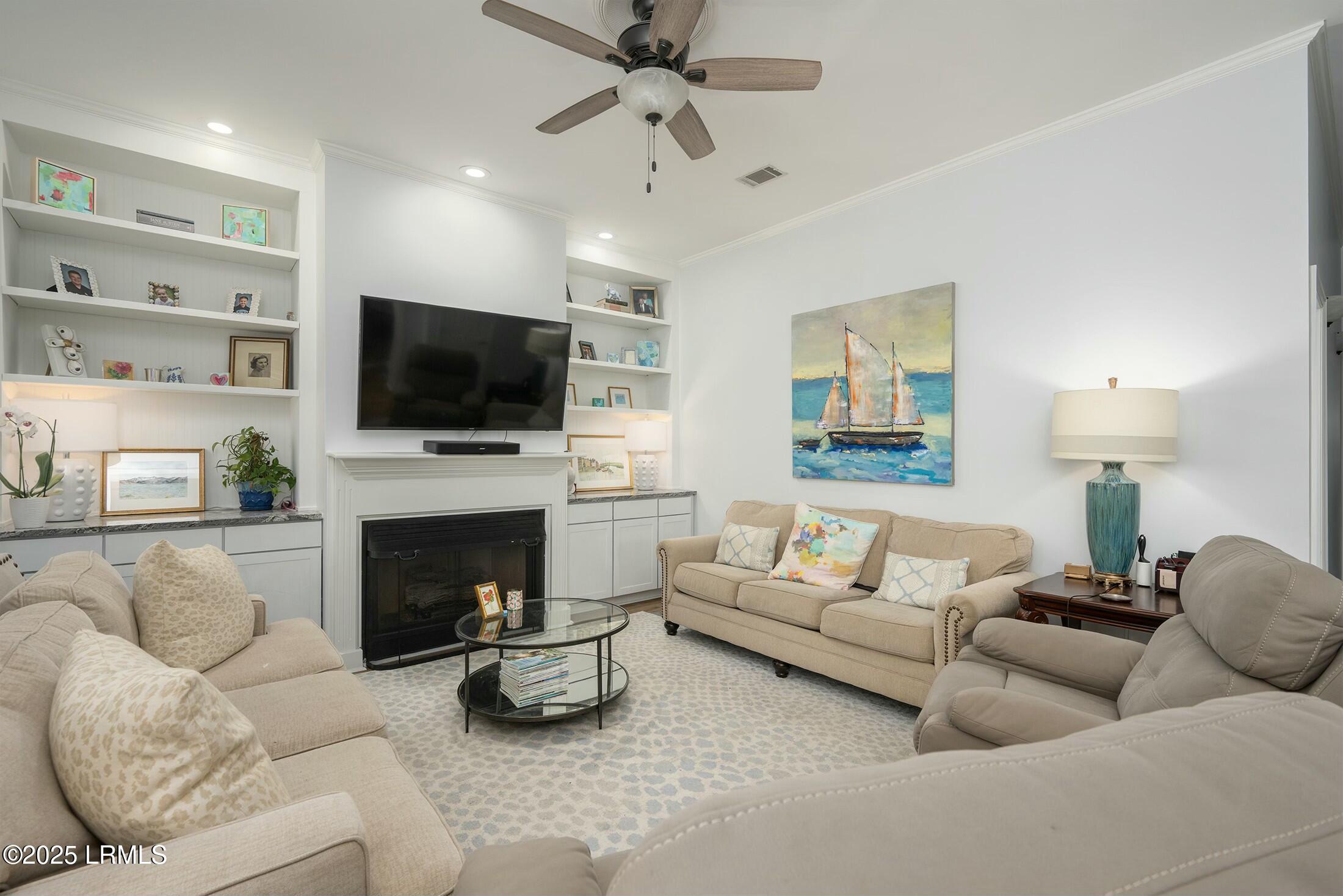 277 Pleasant Point Drive Beaufort, SC 29907 - Photo 10 of 46 Family Room
