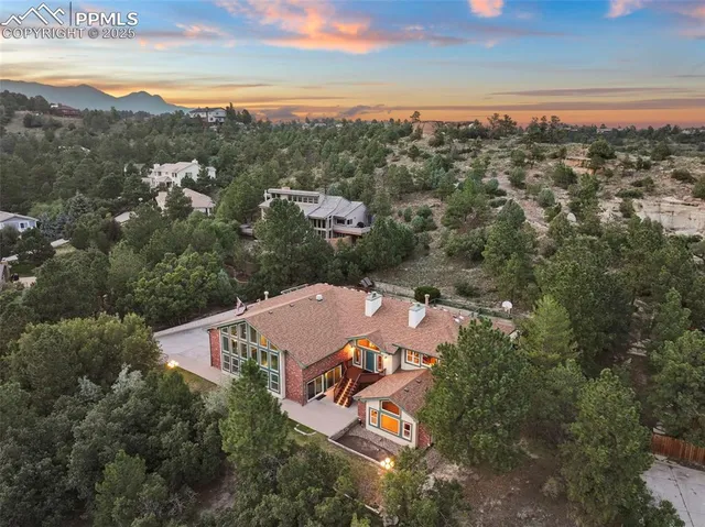 $984,900 | 6825 Oak Valley Lane, Colorado Springs, CO 80919