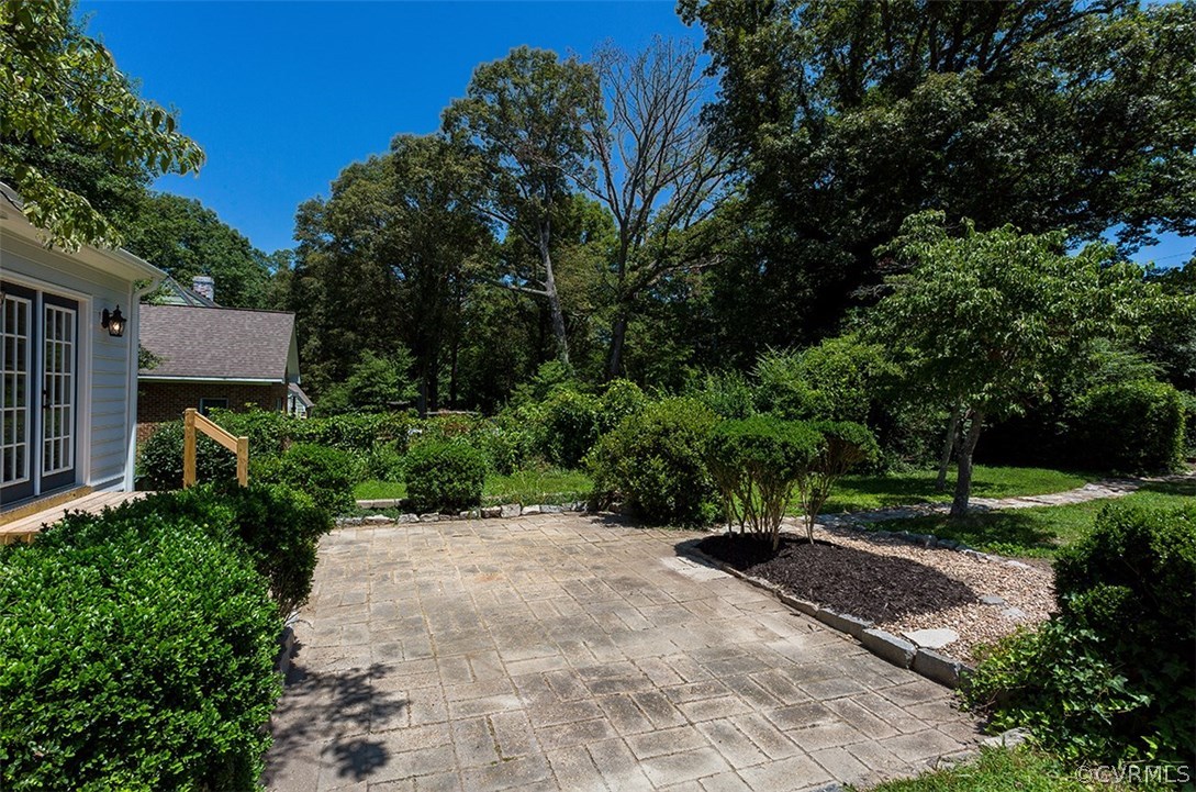 7110 Cherokee Road Richmond, VA 23225 - Photo 37 of 47 Patio leading to kitchen