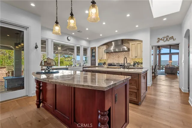$4,195,000 | 23815 Park Belmonte, Calabasas, CA 91302