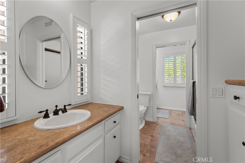 23815 Park Belmonte Calabasas, CA 91302 - Photo 18 of 35