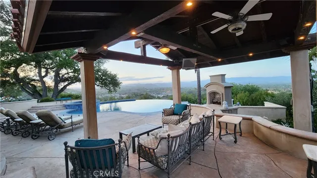 $4,195,000 | 23815 Park Belmonte, Calabasas, CA 91302