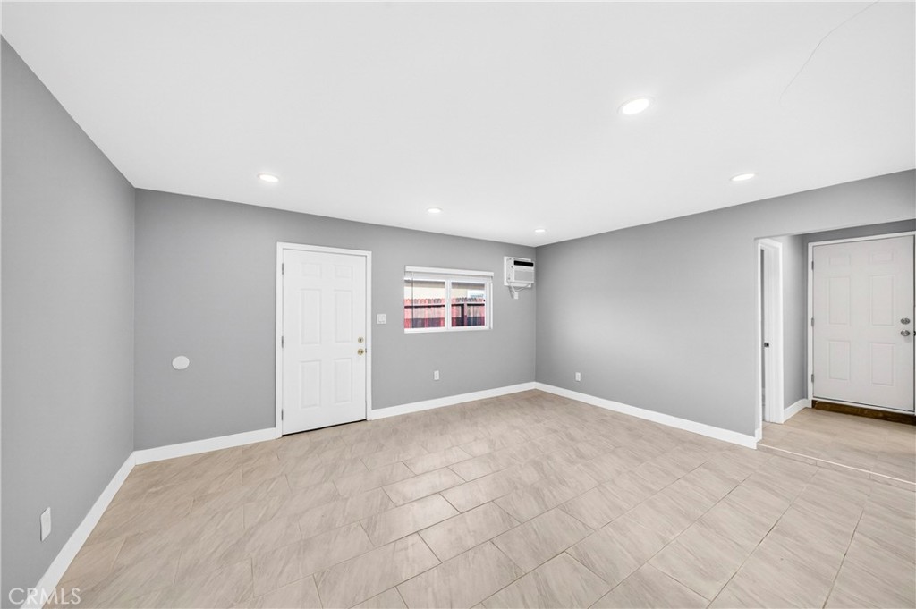2643 Tenth Street Riverside, CA 92507 - Photo 26 of 40