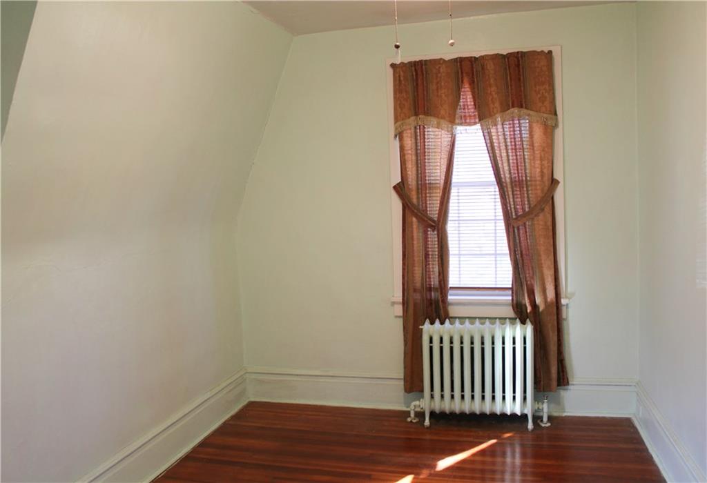 10 Newport Road Pittsburgh, PA 15221 - Photo 17 of 23 Gallery Image 17