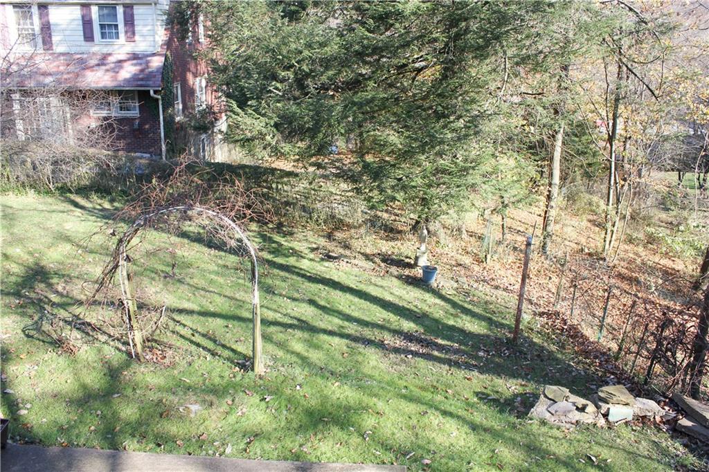 10 Newport Road Pittsburgh, PA 15221 - Photo 22 of 23 Gallery Image 22