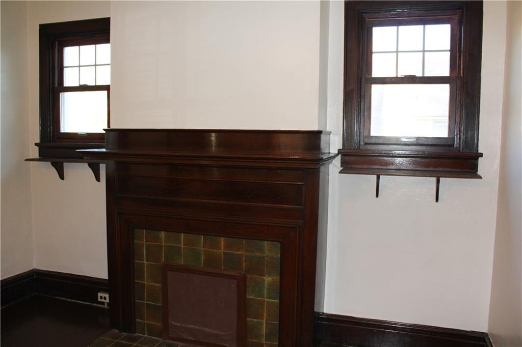 10 Newport Road Pittsburgh, PA 15221 - Photo 4 of 23 Gallery Image 4