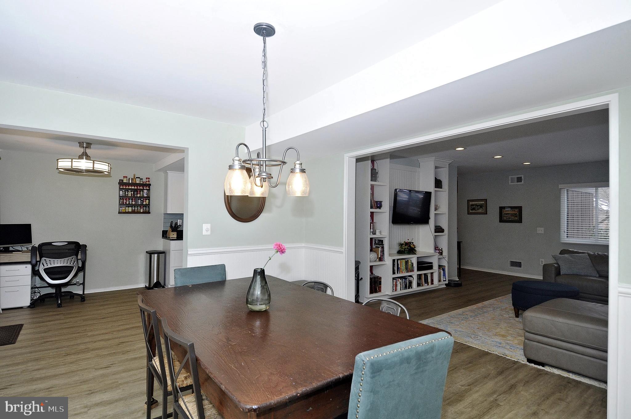 2245 Wheelwright Court Reston, VA 20191 - Photo 5 of 38 Large Dining Room w/ great flow