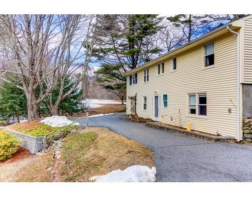 22 Old Grafton Road Upton, MA 01568 - Photo 5 of 28 Gallery Image 5