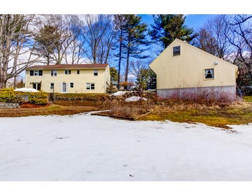 22 Old Grafton Road Upton, MA 01568 - Photo 6 of 28 Gallery Image 6