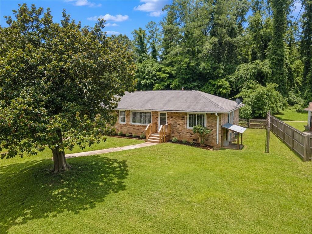 1189 Rock Cut Road Forest Park, GA 30297 - Photo 4 of 19 Gallery Image 4