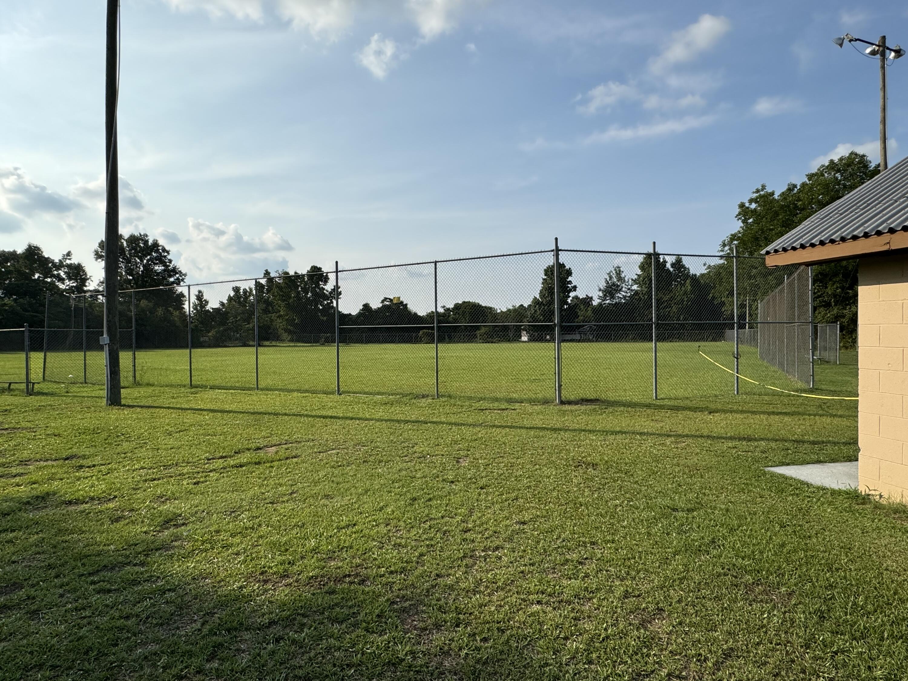 7 J Street Summerton, SC 29148 - Photo 5 of 21 Park ball field