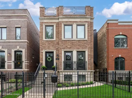 $1,750,000 | 1911 West Wolfram Street, Chicago, IL 60657