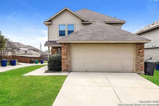 $1,600 | 2210 Fishing Stone, San Antonio, TX 78224