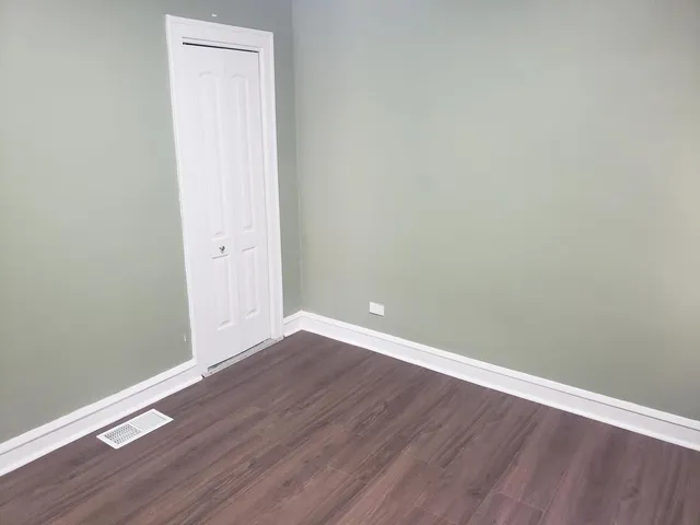 $285,000 | 1040 West 92nd Place, Chicago, IL 60620