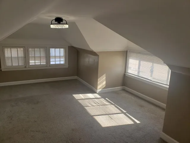 $285,000 | 1040 West 92nd Place, Chicago, IL 60620