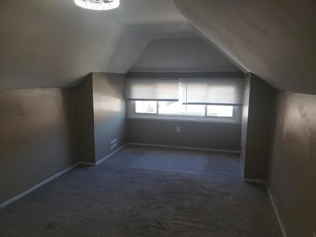 $285,000 | 1040 West 92nd Place, Chicago, IL 60620