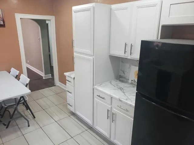 $285,000 | 1040 West 92nd Place, Chicago, IL 60620