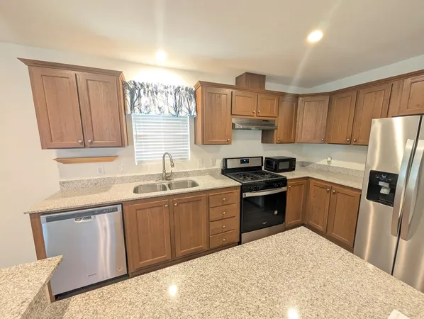 $149,900 | 1500 Villa Avenue, Unit 170, Clovis, CA 93612