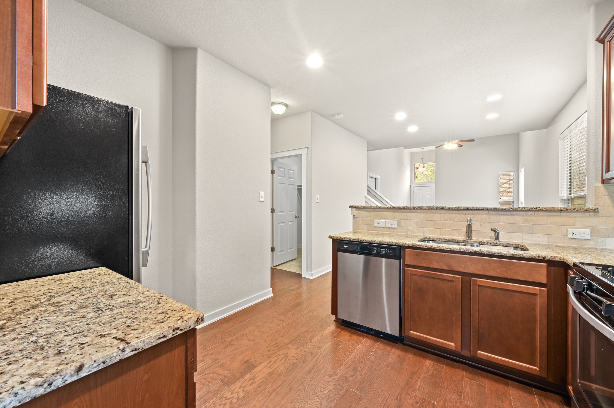 2101 Rivers Edge Way, Unit 32 Austin, TX 78741 - Photo 7 of 24