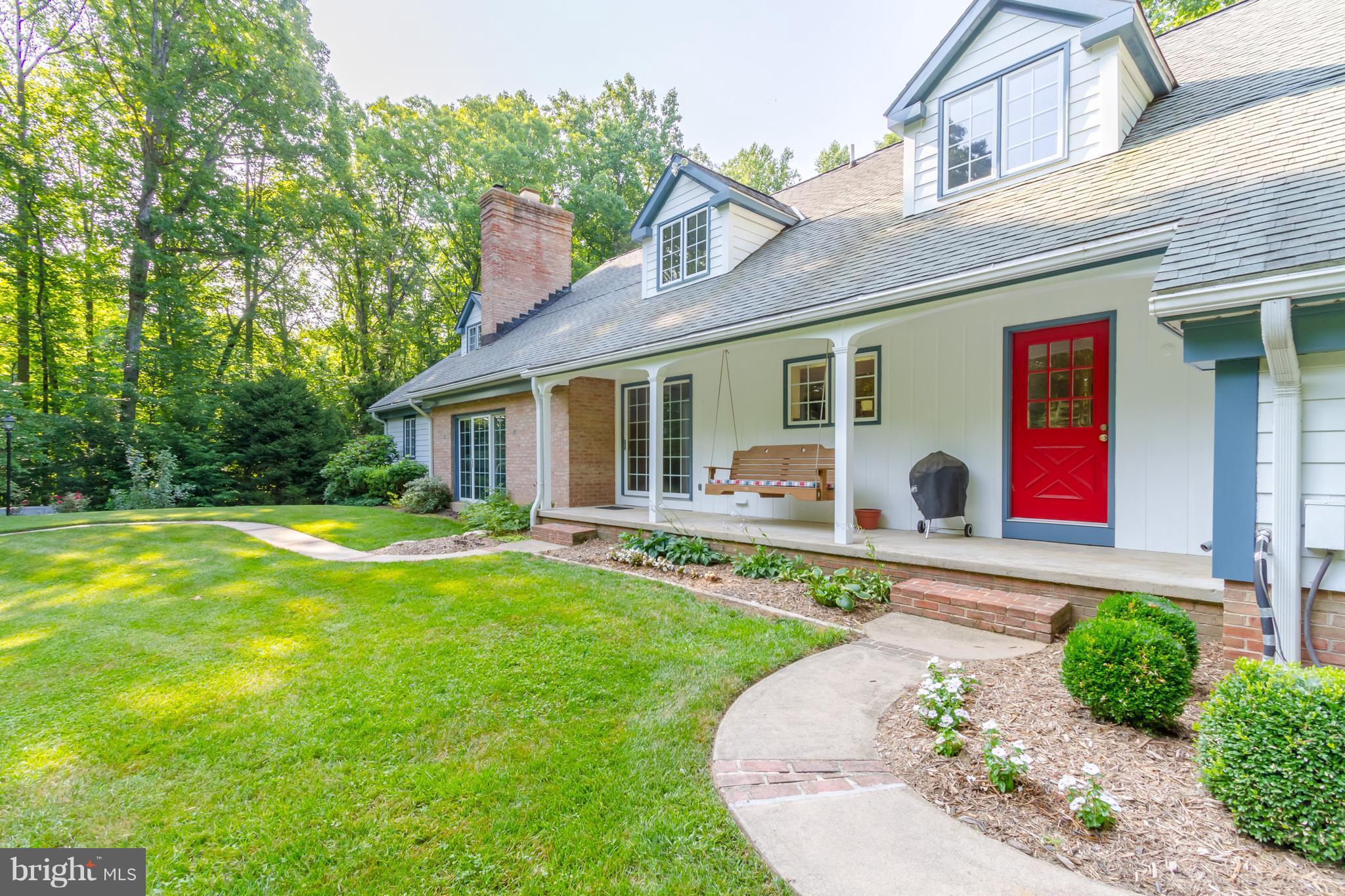 7814 Willowbrook Road Fairfax Station, VA 22039 - Photo 26 of 30 Relax on your back porch