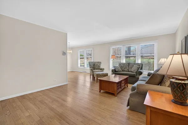 $409,990 | 6 Charlestown Court, Bolingbrook, IL 60440