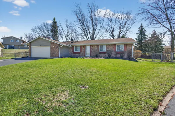 $409,990 | 6 Charlestown Court, Bolingbrook, IL 60440